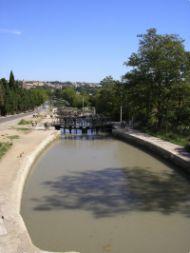 nine locks, beziers