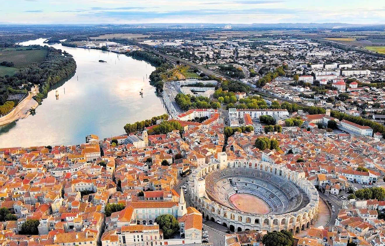 arles aerial