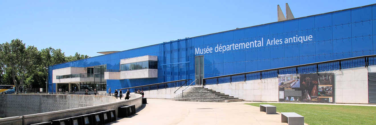 arles antiquites museum