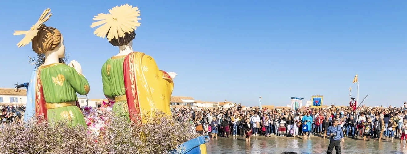 gypsy procession saintes maries de la mer