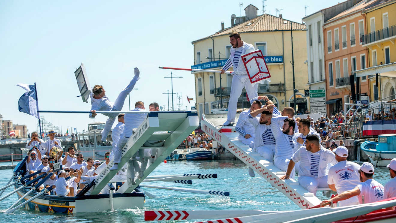 water jousting sete france