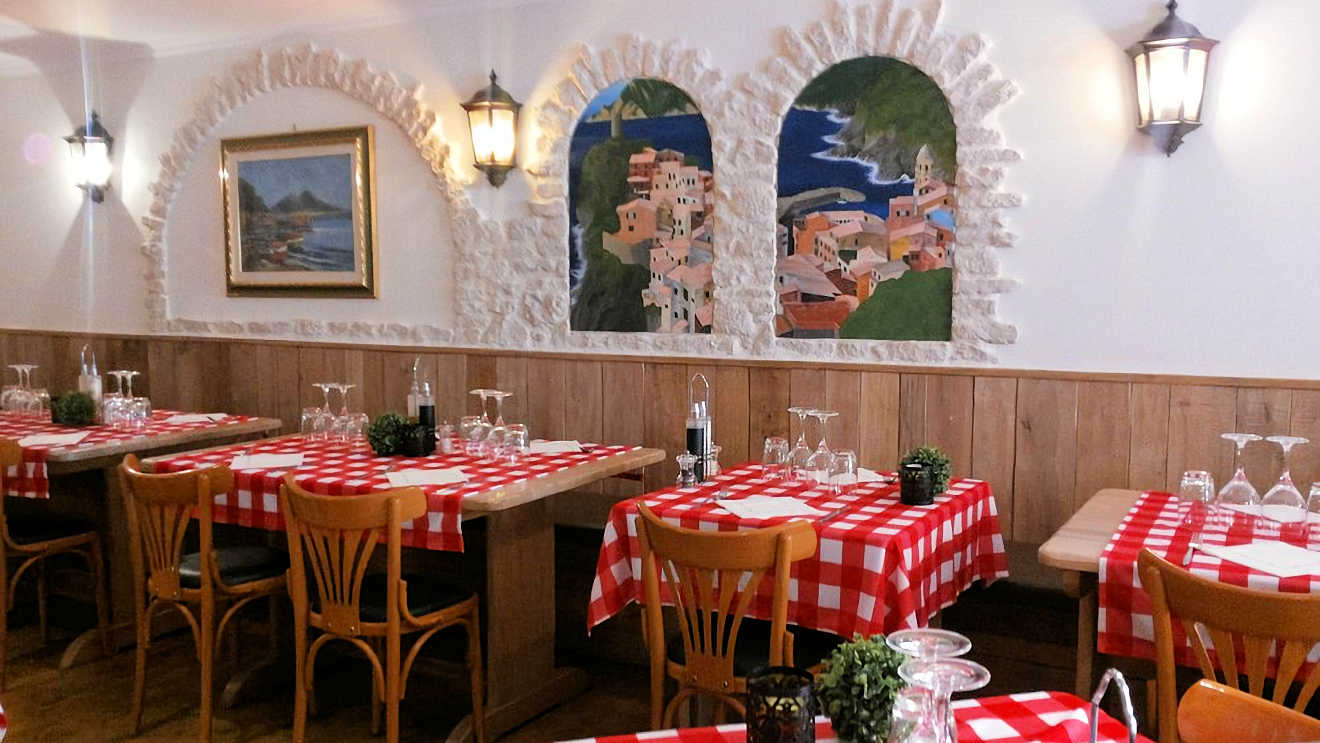 menton restaurant little italy
