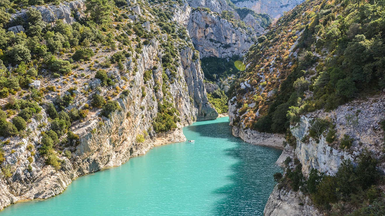 10 places to go wild swimming in South of France