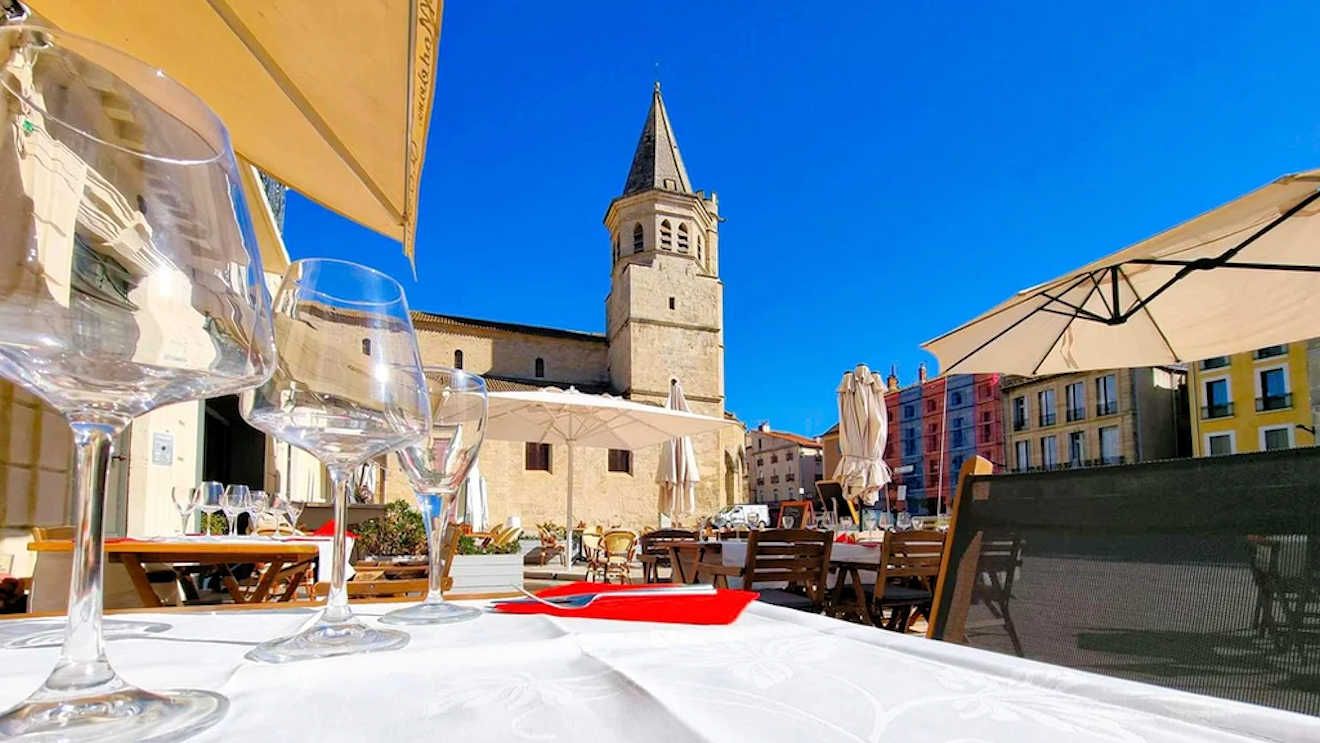 les caves de la madeleine beziers restaurant