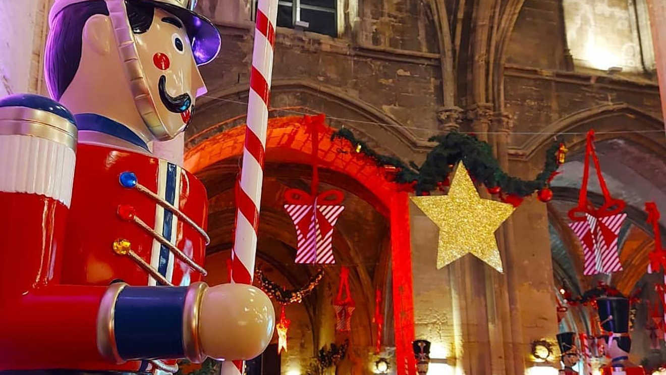 avignon christmas market france