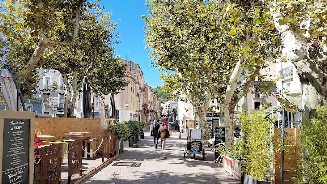 clermont l herault market place