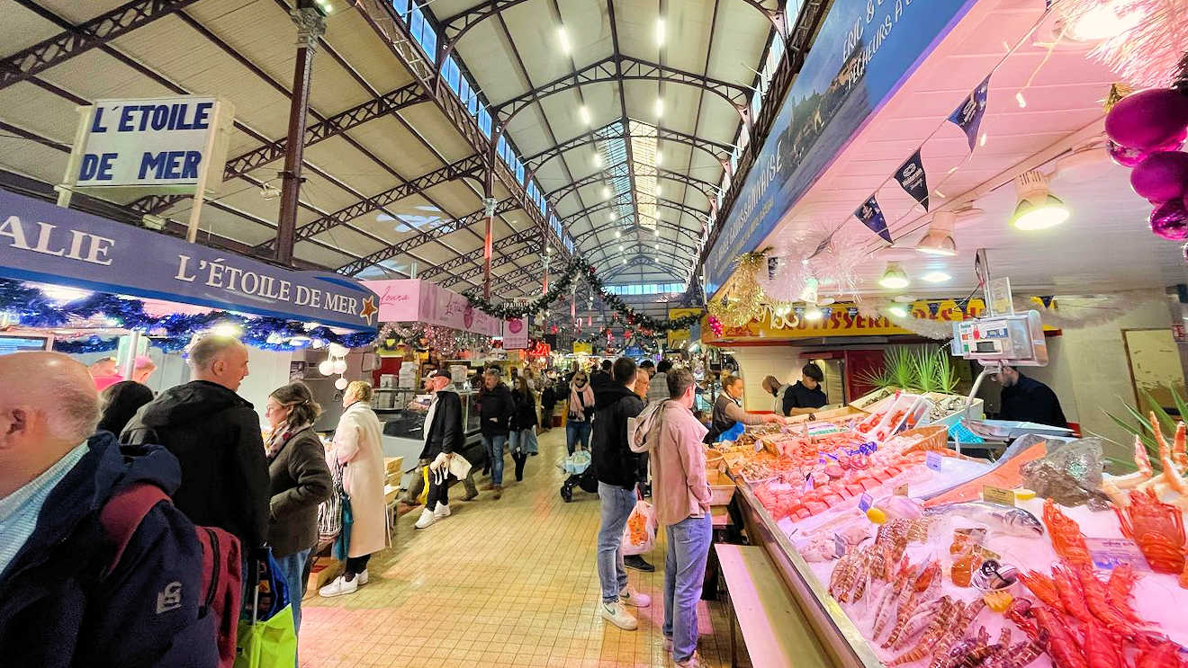 narbonne market inside