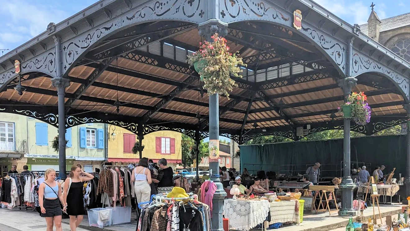 mirepoix market square france