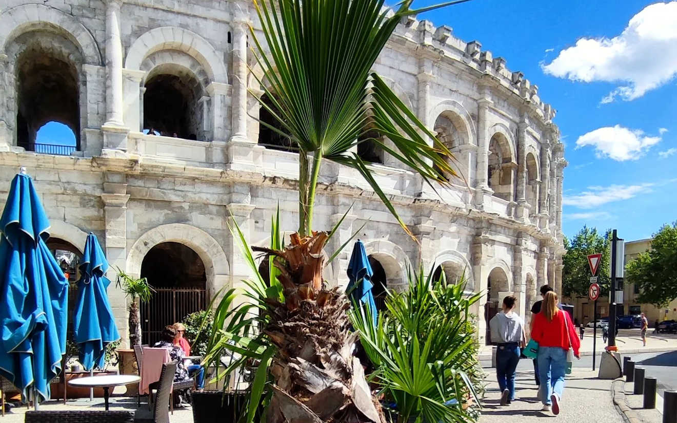 nimes amphitheatre france3