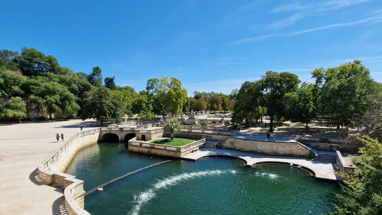 nimes jardins fontaine