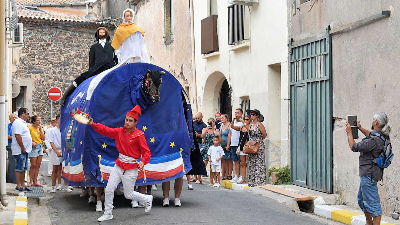 pezenas poulain festival france