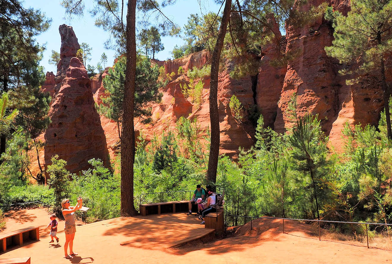 Roussillon ocre mines