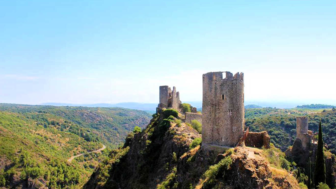 Chateau de Pepyrepertuse, Cathar castle in the Aude department, South France