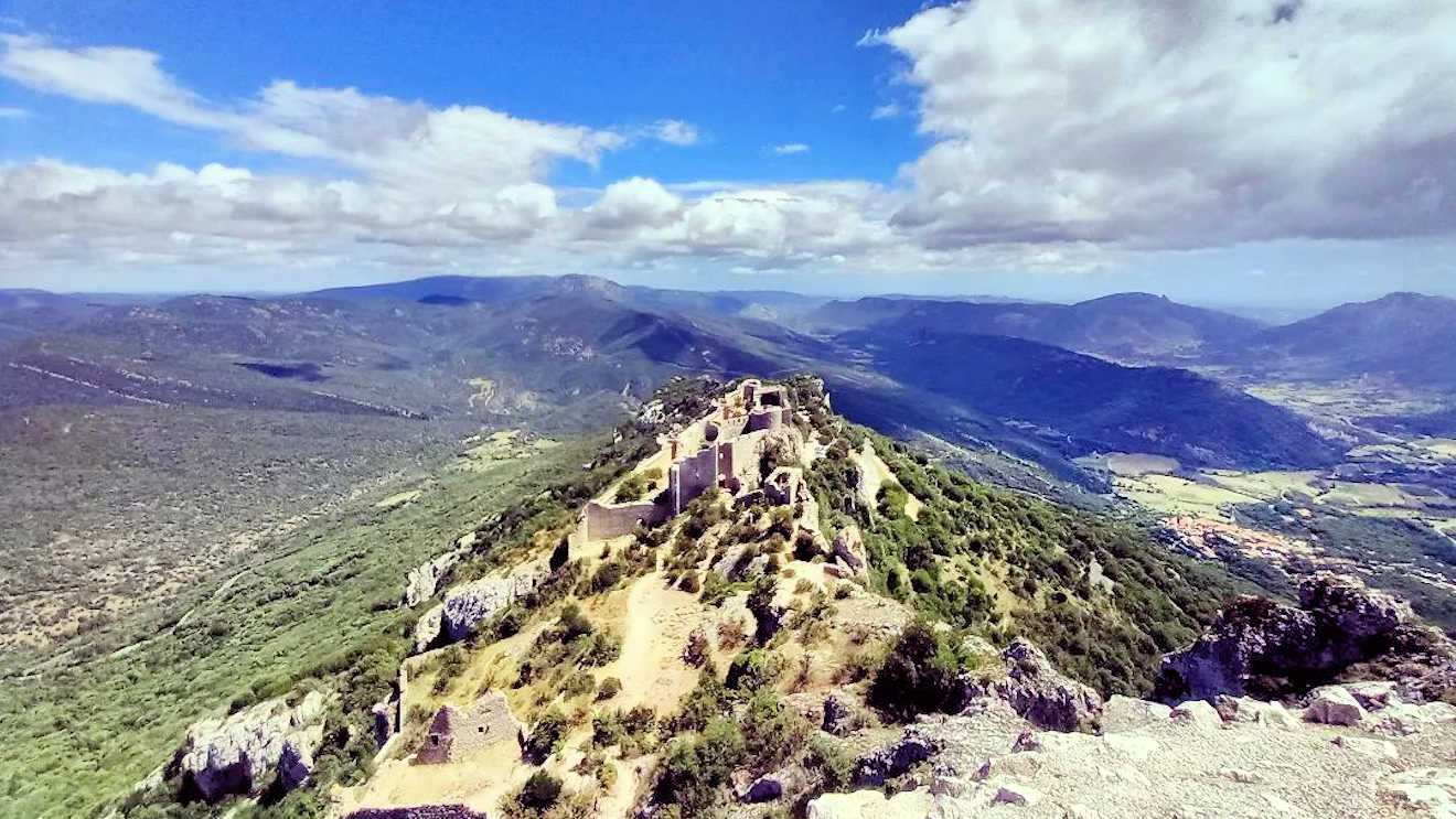 chateau de peyrepertuse