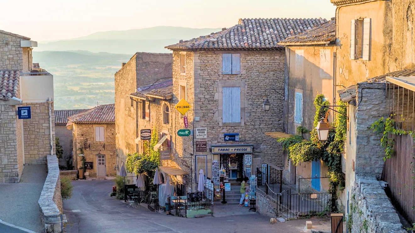 gordes streets