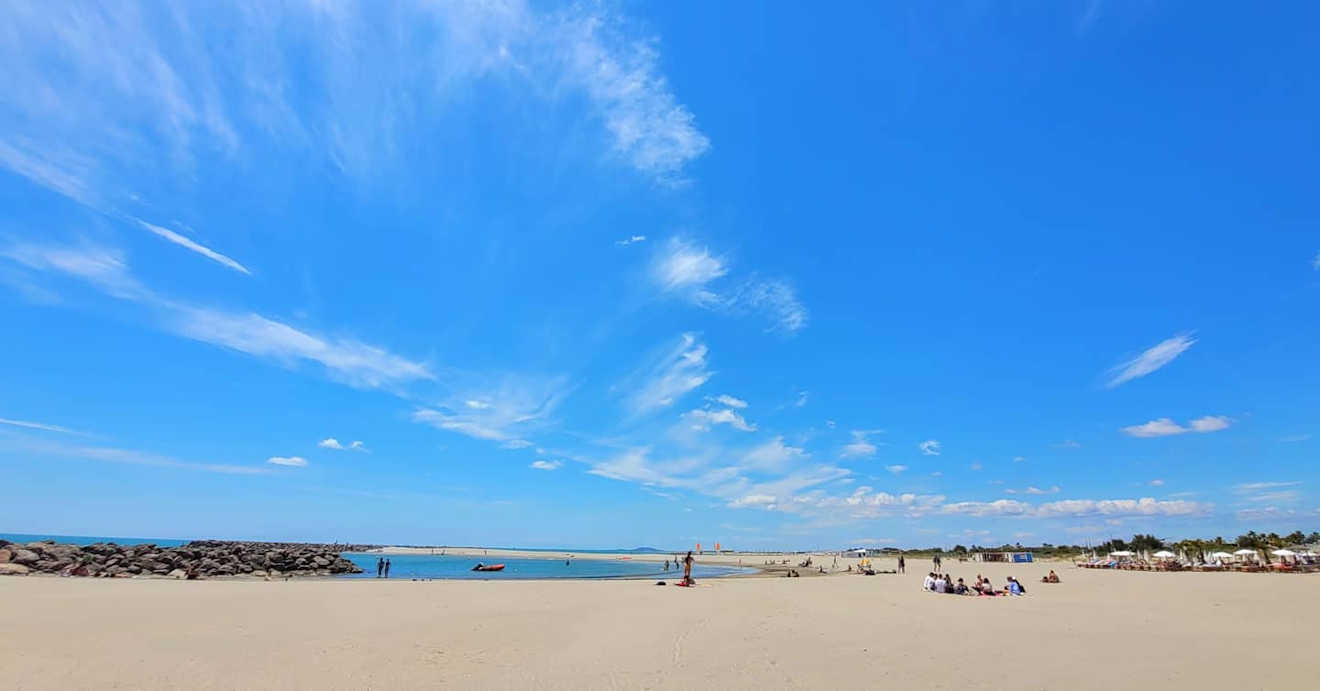 sete beach france