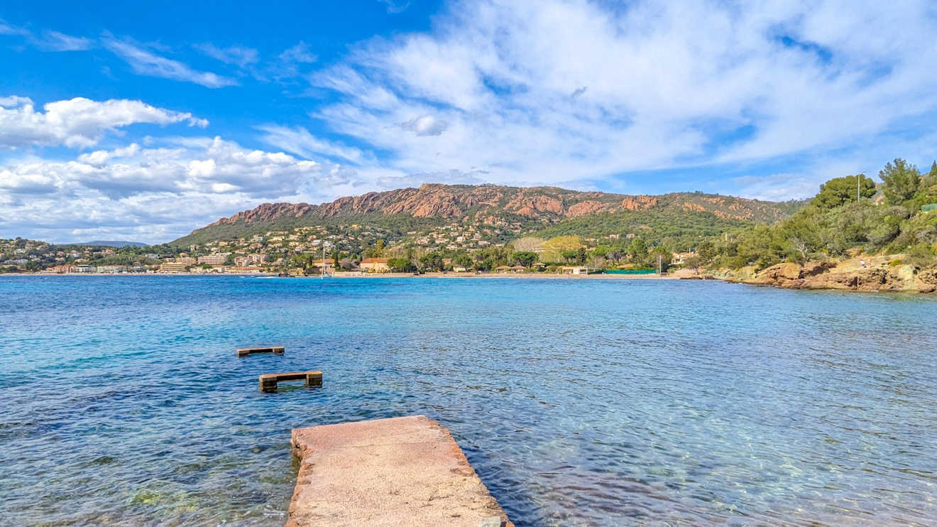 st raphael coast