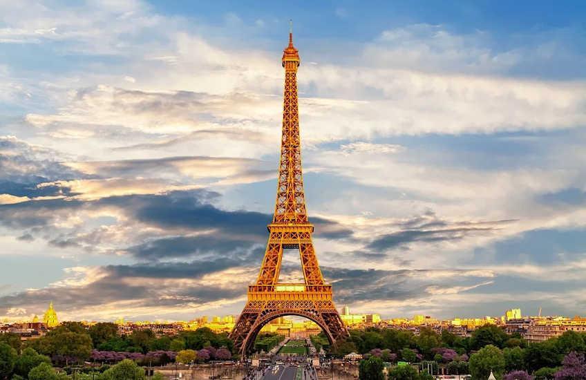 Famous places in France to visit