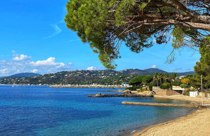 beach holidays south france
