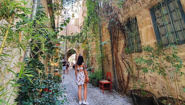 x pezenas