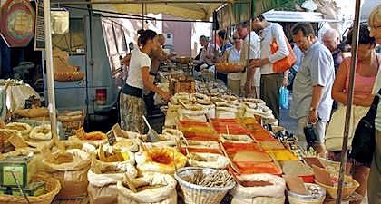 Valras market stall
