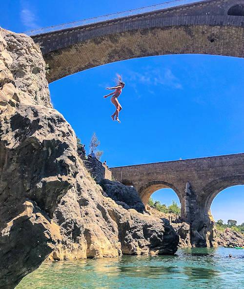 wild swimming pont du diable france