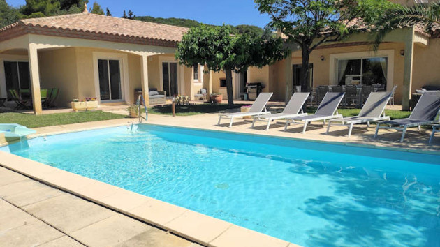 Large villa France private pool 2023