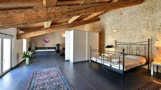 luxury accommodation south france 2022