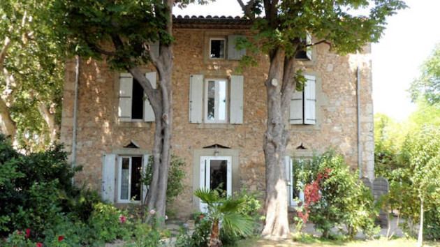 French villa rentals property near Narbonne