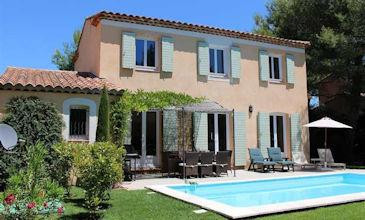 Villa Occitane - Provence holiday villas South France to rent