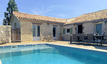 Maison Bellair 4 bed gite rental with pool near Eymet Dordogne