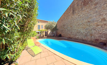 La Maison du Vigneron 3 bed holiday home with private pool South France