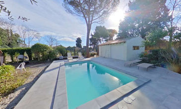 Mas des Pins - holiday rental with private pool South France sleeps 8
