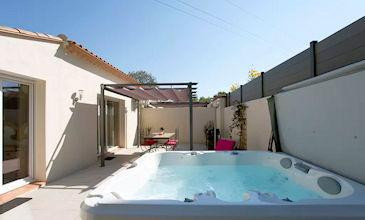 Villa Colibri - Sommieres South France villa rental with pool